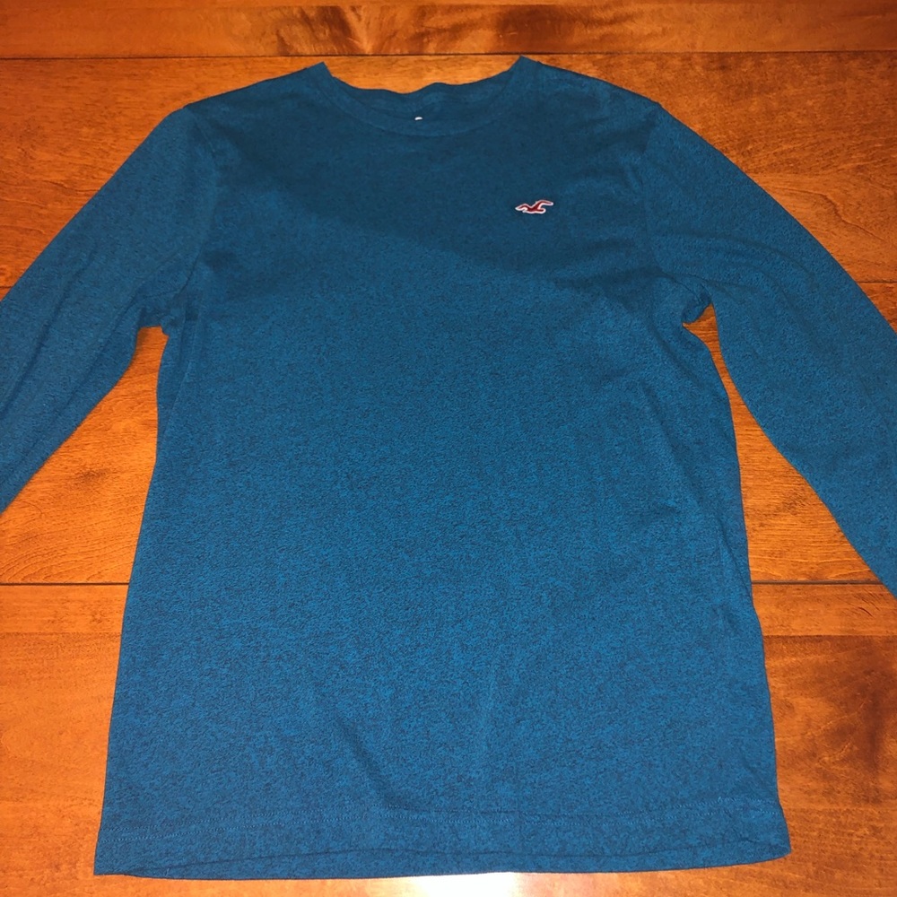 Hollister Long Sleeve T-Shirt